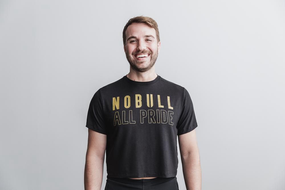 NOBULL Majice Muške - Nobull Boxy Pride Crne Zlatne (876530-FJS)